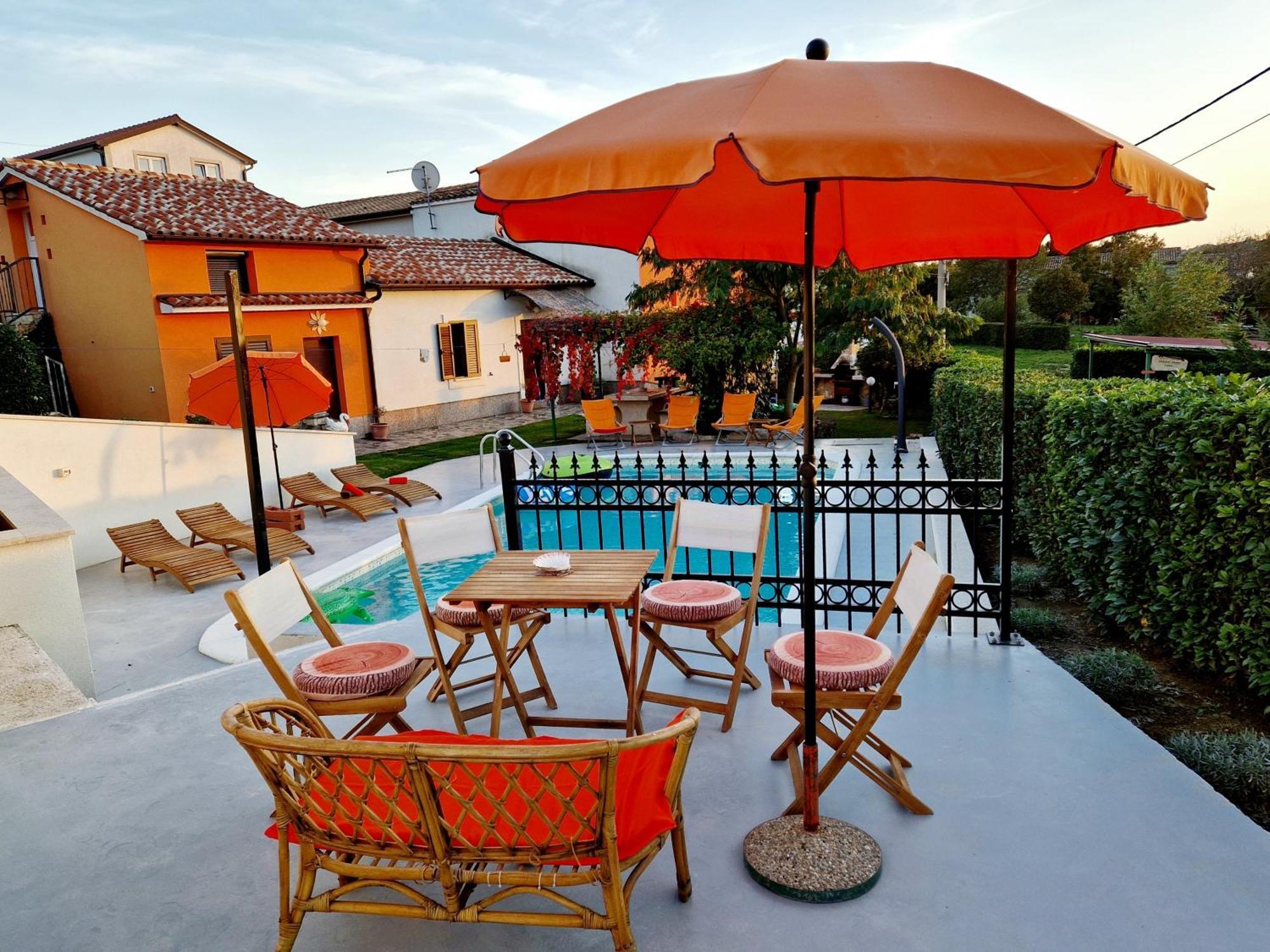 Cozy Getaway House Luana Villa Buzet Exteriör bild